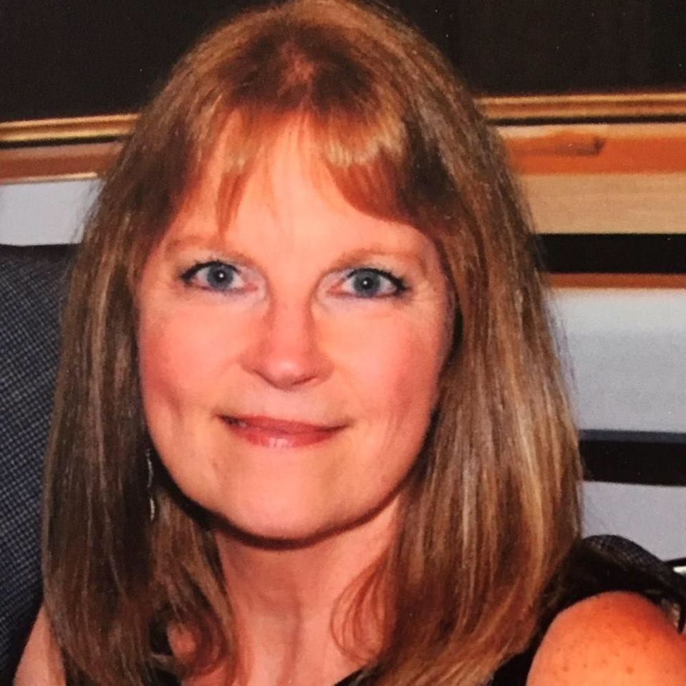 Meet your Posher, Debbie